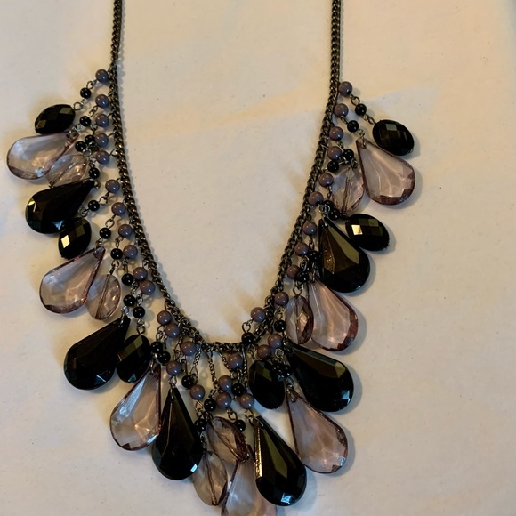 STUNNING NECKLACE TO COMPLETE YOUR OUTFIT❤️ - Picture 4 of 5